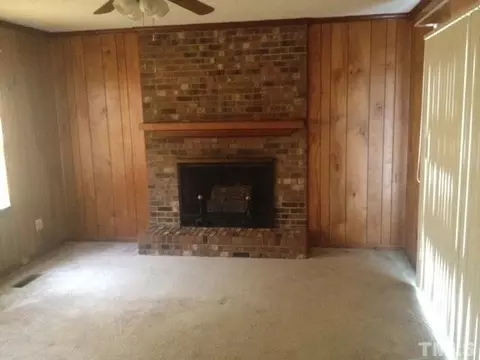 205 E K St E, Erwin, NC 28339 photo 5
