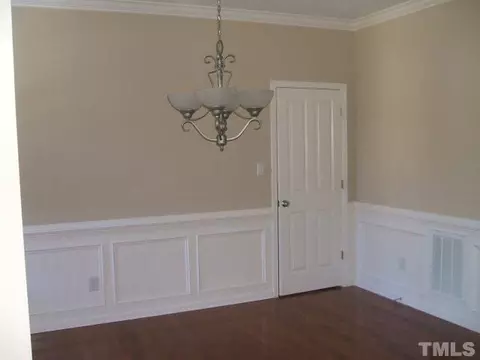 9 Moortown Ct, Durham, NC 27713 photo 2