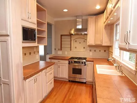 1205 Watts St, Durham, NC 27701 photo 3