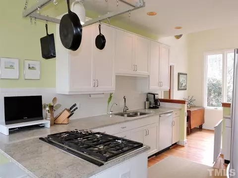 5207 Pine Cone Ln, Durham, NC 27705 photo 11