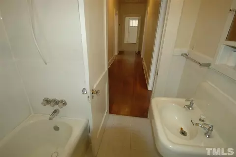 604 N Hyde Park Ave, Durham, NC 27703 photo 15