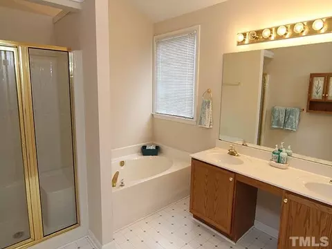 5208 Langford Ter, Durham, NC 27713 photo 9