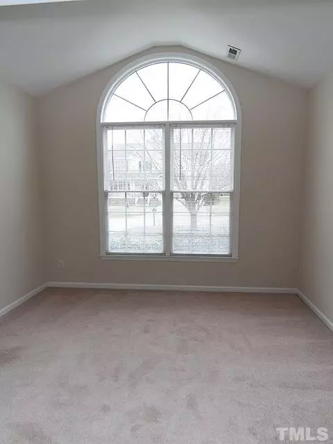 5208 Langford Ter, Durham, NC 27713 photo 2