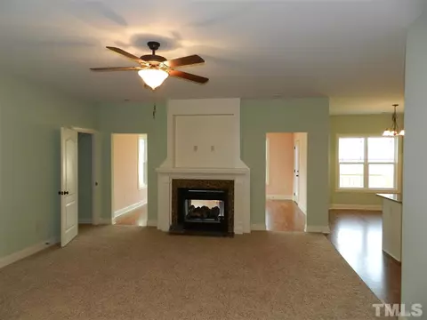 78 Hazelnut Ln, Smithfield, NC 27577 photo 3