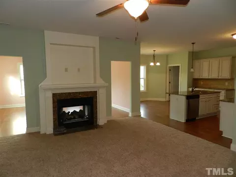 78 Hazelnut Ln, Smithfield, NC 27577 photo 4