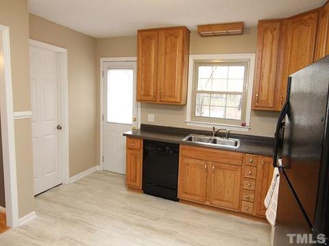 9 Dundee Ct, Durham, NC 27712 photo 10