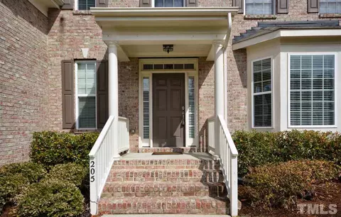 205 Pathwood Ln, Durham, NC 27705 photo 2