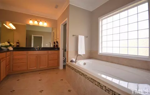205 Pathwood Ln, Durham, NC 27705 photo 12