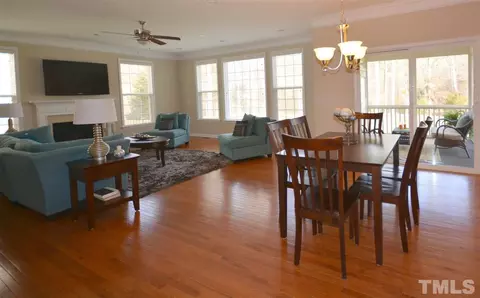 205 Pathwood Ln, Durham, NC 27705 photo 9
