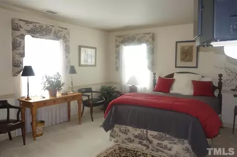 75 Beverly Dr, Durham, NC 27707 photo 19
