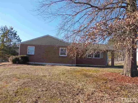 132 Cushman St, Durham, NC 27703 photo 2