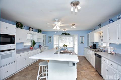 1323 Sycamore Dr, Garner, NC 27529 photo 2