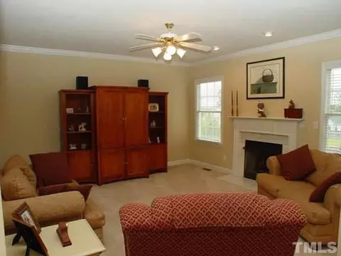 904 Siena Dr, Wake Forest, NC 27587 photo 2