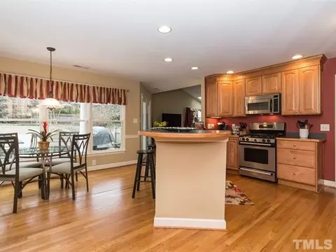 4516 Pitt St, Raleigh, NC 27609 photo 9