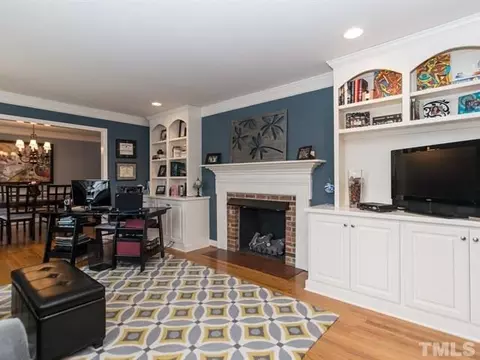 4516 Pitt St, Raleigh, NC 27609 photo 2