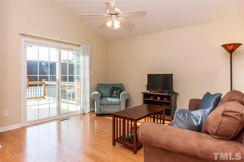3 Forest Creek Dr, Durham, NC 27713 photo 3