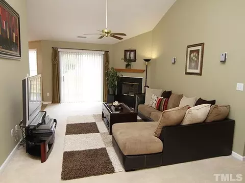 4322 Armitage Dr SE, Durham, NC 27703 photo 3