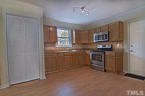 1628 Greenbriar Rd, Durham, NC 27701 photo 5