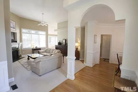 311 Wendover Ct, Durham, NC 27713 photo 4