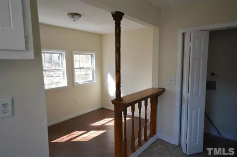 907 Carter Ave, Durham, NC 27703 photo 7