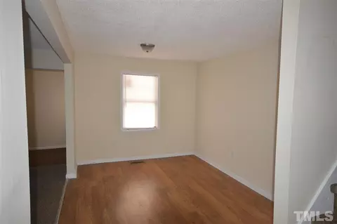 907 Carter Ave, Durham, NC 27703 photo 3
