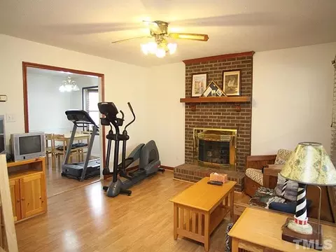 6226 Whitt Rd, Durham, NC 27712 photo 3