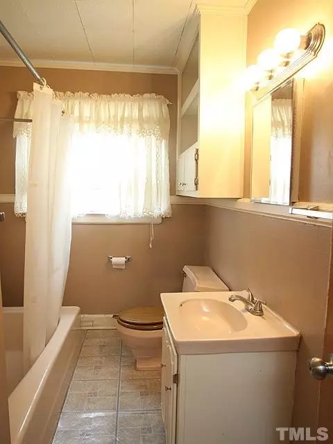 3834 Angier Ave, Durham, NC 27703 photo 9