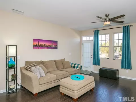 729 Sidepark St, Durham, NC 27703 photo 3
