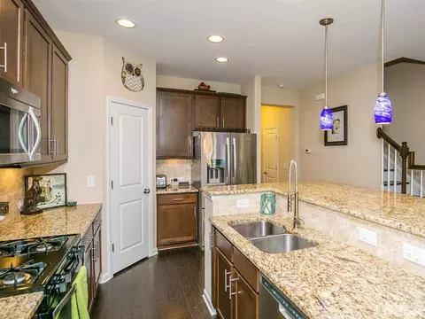 729 Sidepark St, Durham, NC 27703 photo 9