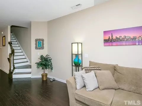 729 Sidepark St, Durham, NC 27703 photo 6