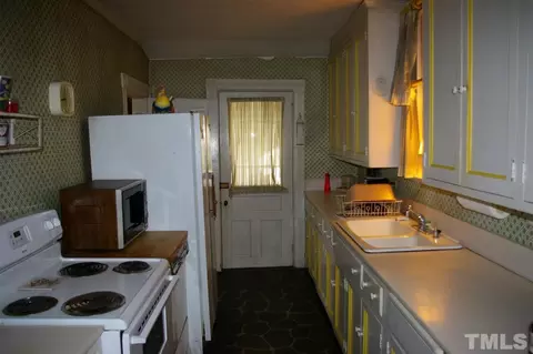 112 W Seeman St, Durham, NC 27701 photo 8