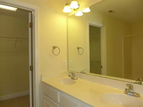 72 Grapevine Trl, Durham, NC 27707 photo 11