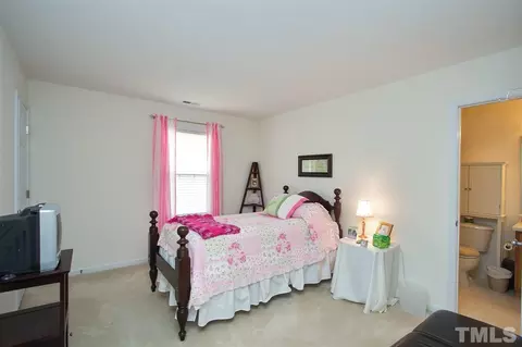 2005 Cedar Grove Dr, Durham, NC 27703 photo 14