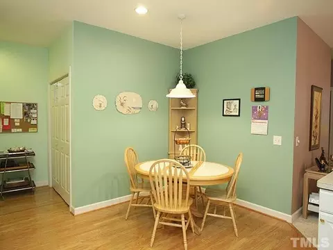 807 Coalburn Pl, Cary, NC 27511 photo 5