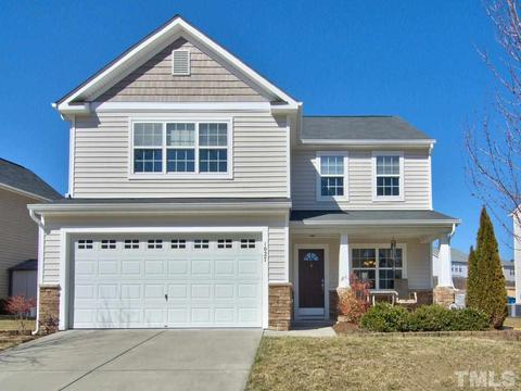 1027 Statler Dr, Durham, NC 27703 photo 1