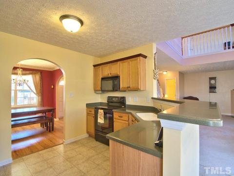 1027 Statler Dr, Durham, NC 27703 photo 7