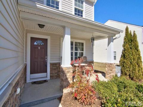 1027 Statler Dr, Durham, NC 27703 photo 2
