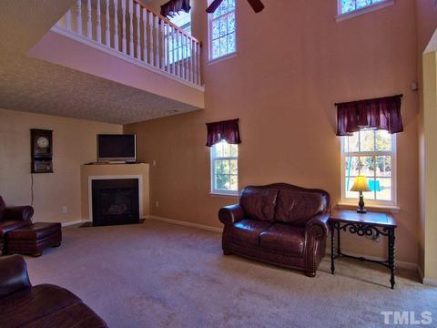 1027 Statler Dr, Durham, NC 27703 photo 9