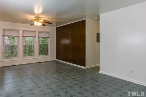 801 Lorain Ave, Durham, NC 27704 photo 4