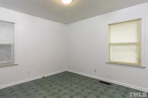801 Lorain Ave, Durham, NC 27704 photo 10