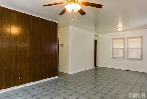 801 Lorain Ave, Durham, NC 27704 photo 5