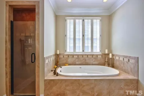 140 Edgewood Dr, Durham, NC 27713 photo 19