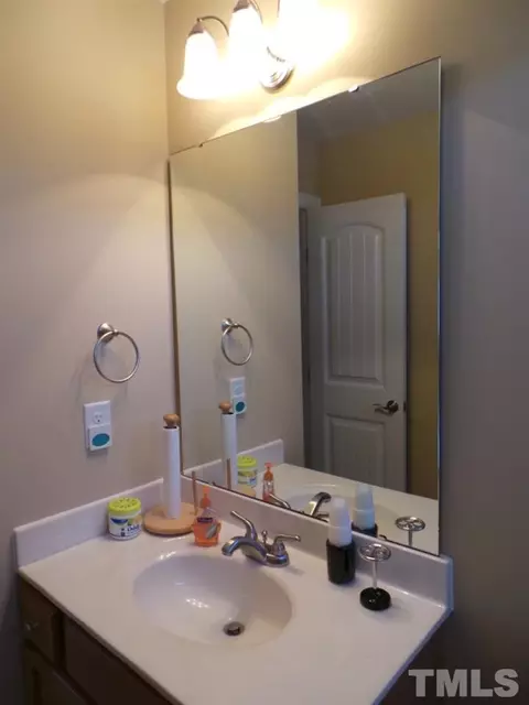 204 Edinburgh St, Stem, NC 27581 photo 16