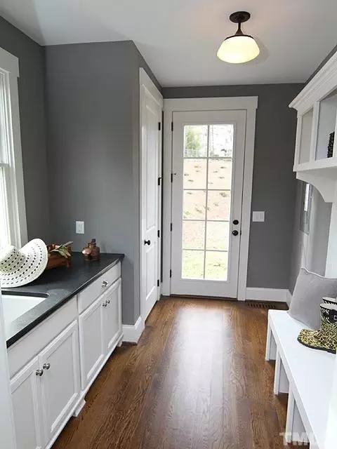 3339 Hampton Rd, Raleigh, NC 27607 photo 10
