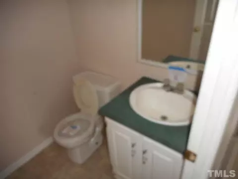 3061 Creechs Mill Rd, Smithfield, NC 27577 photo 8