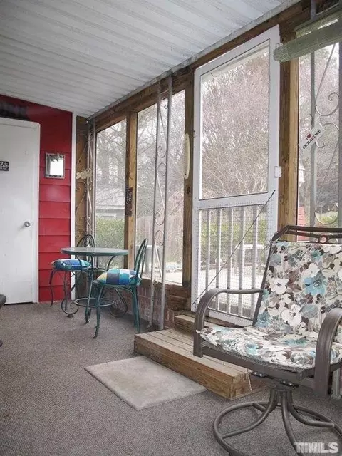 205 Plainview Ave, Raleigh, NC 27604 photo 10