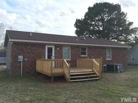 111 E Jackson St, Coats, NC 27521 photo 15