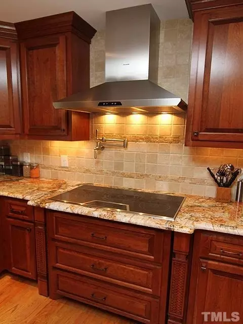 8616 Windjammer Dr, Raleigh, NC 27615 photo 9