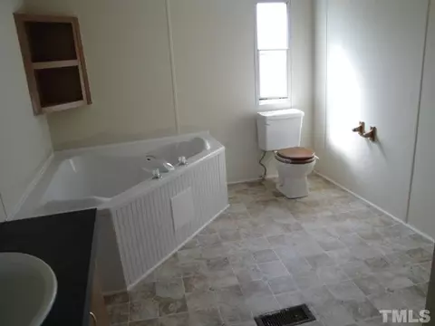208 Falcon Run, Middlesex, NC 27557 photo 8