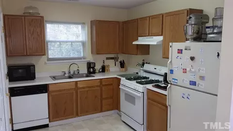 5029 Gable Ridge Dr, Durham, NC 27713 photo 2